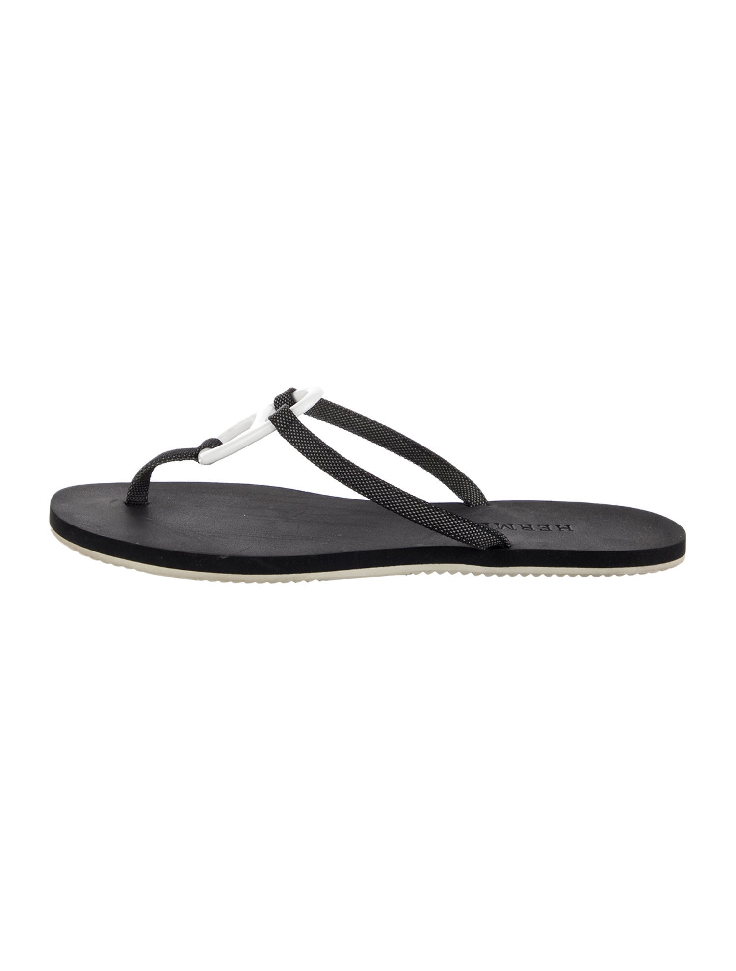 Hermès Kala Nera Chaîne d'Ancre Insignia T-Strap Sandals
