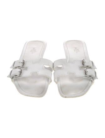 Hermès Remake H Logo Slides