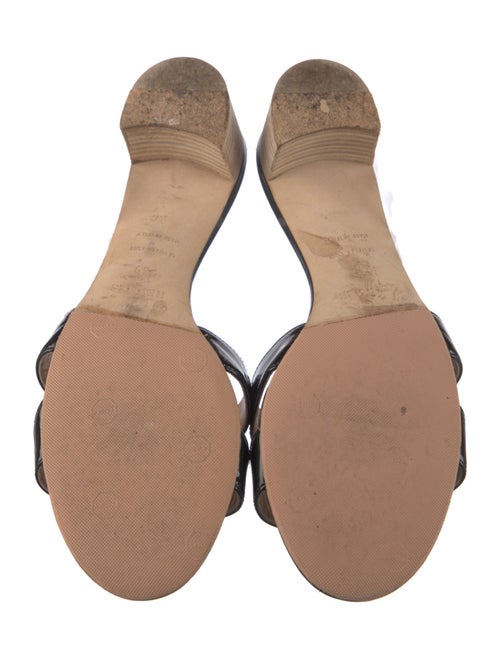 Hermès Oasis H Logo Slides