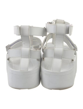 Hermès 2021 Enid T-Strap Sandals