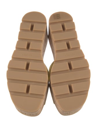 Hermès Eze 30 H Logo Slides