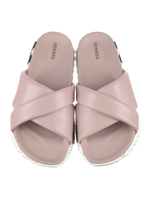 Hermès Infra H Logo Slides