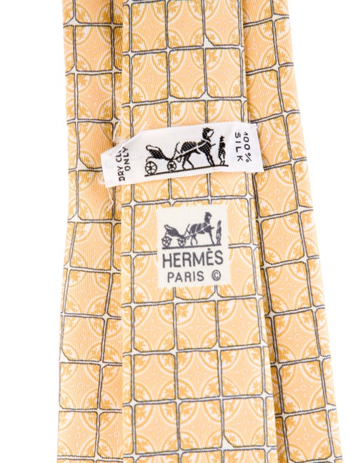 Hermès patterned silk tie