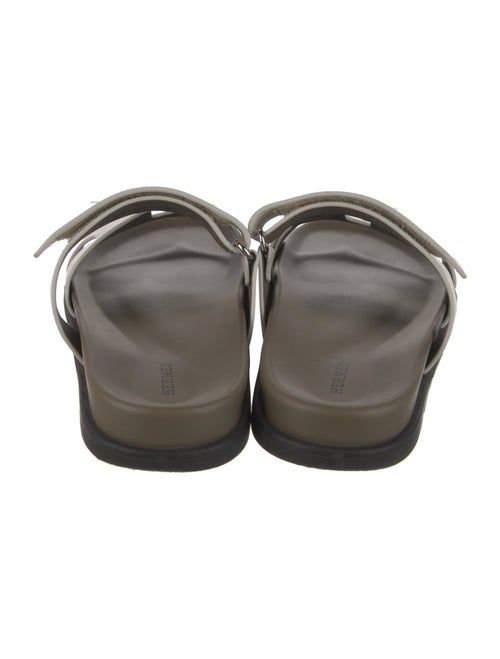 Hermès Chypre H Logo Slides