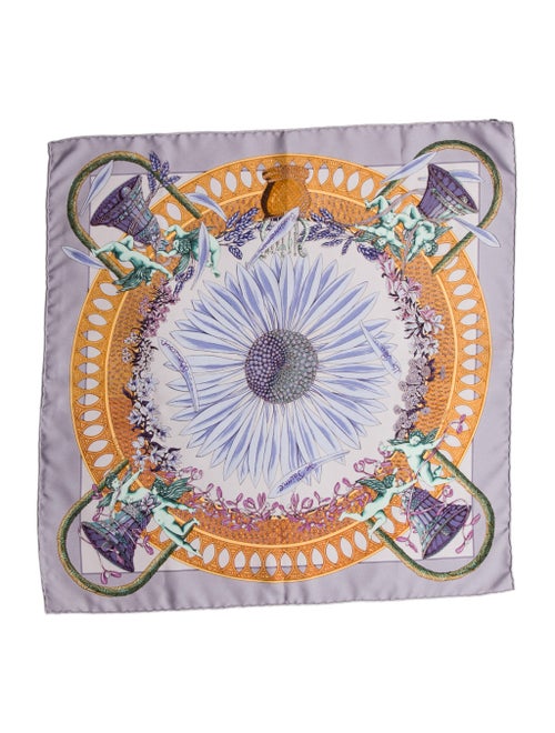 Hermès Beaucoup Un Peu Pocket Square Silk Scarf