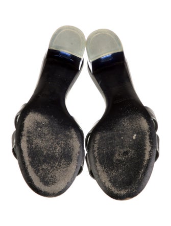 Hermès Oasis H Logo Slides