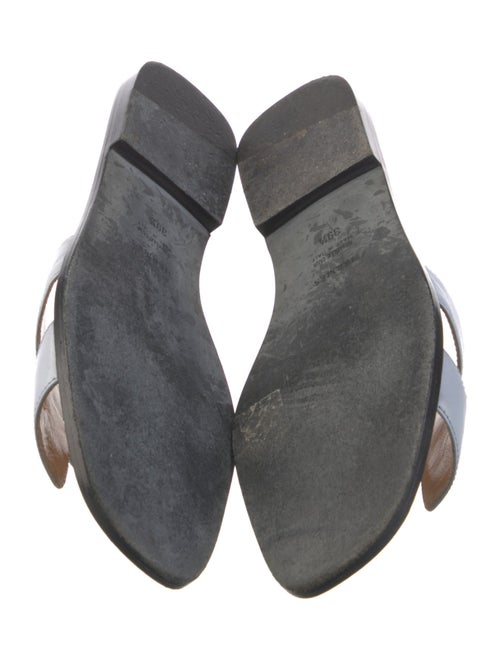 Hermès Oran H Logo Slides