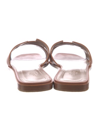 Hermès Oran H Logo Slides