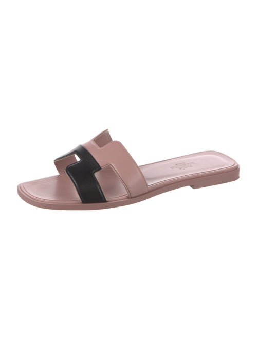 Hermès Oran H Logo Slides