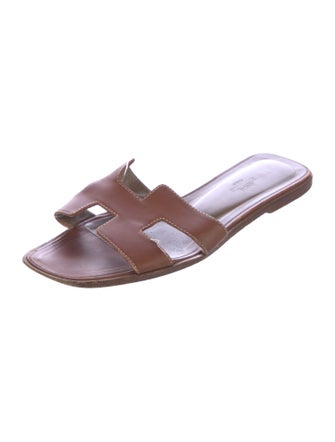 Hermès Oran H Logo Slides