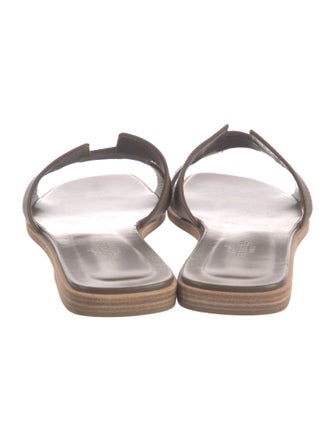 Hermès Oran H Logo Slides