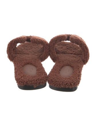 Hermès Oran H Logo Slides