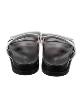 Hermès Chypre H Logo Slides