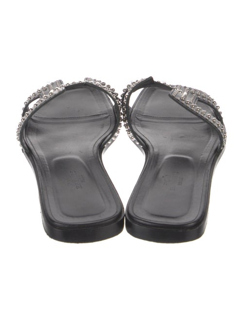 Hermès Oran H Logo Slides