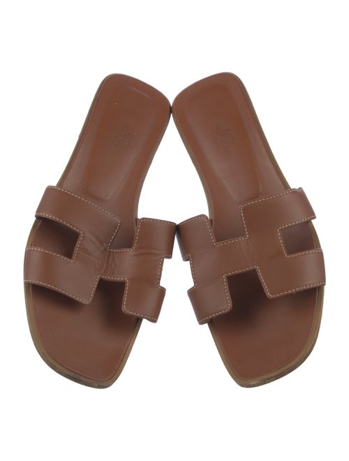 Hermès Oran H Logo Slides