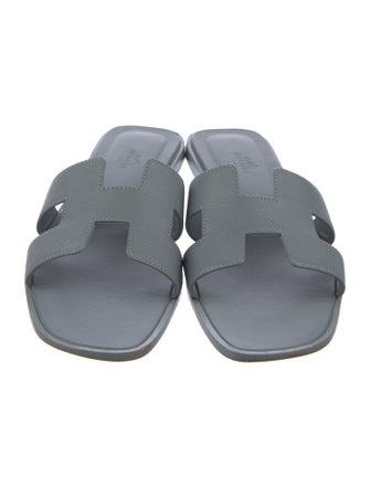 Hermès Oran H Logo Slides