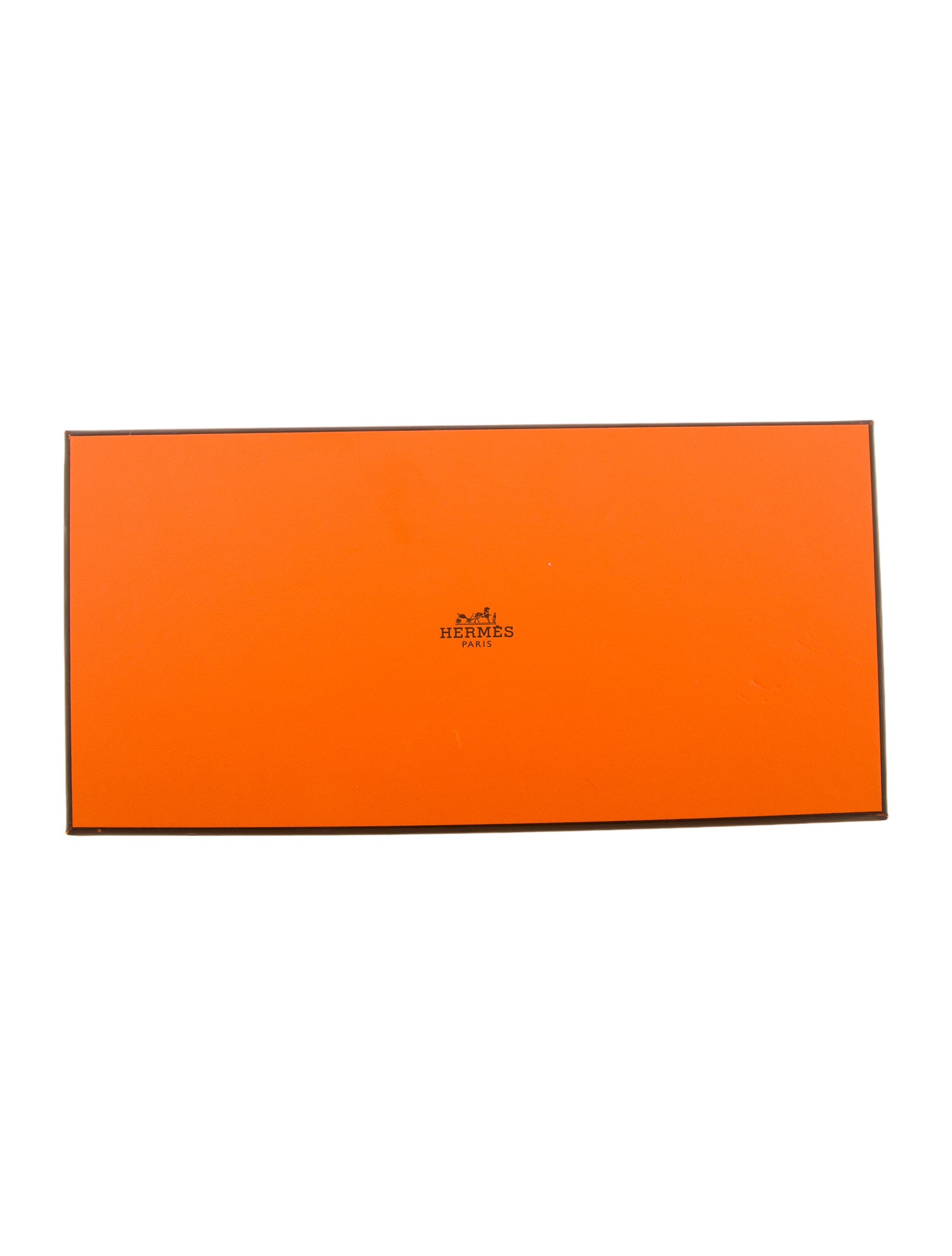 Hermès Magnetic Hanging Scarf Display System