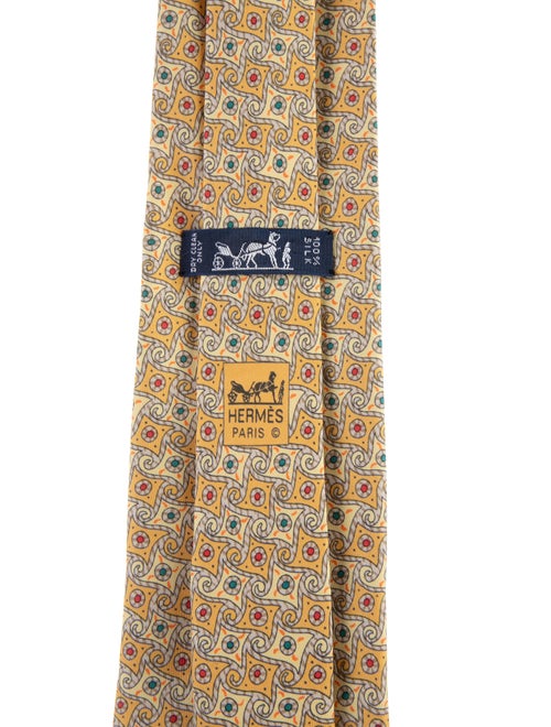 Hermès Silk Pattern Print Tie