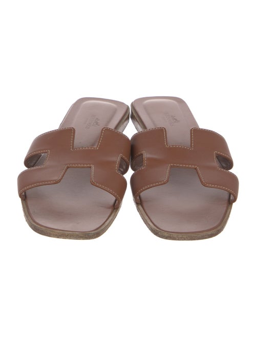 Hermès Oran H Logo Slides