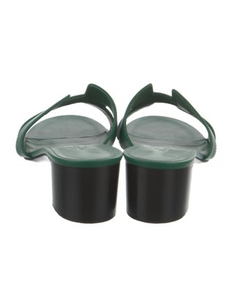 Hermès 2021 Oasis Slides