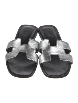 Hermès Oran H Logo Slides