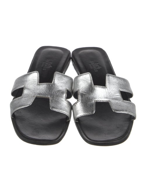 Hermès Oran H Logo Slides