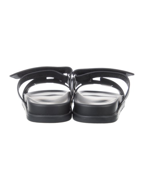 Hermès Chypre H Logo Slides