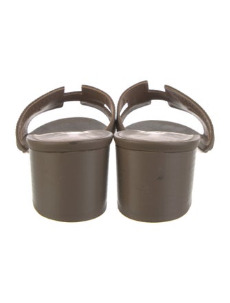 Hermès Oasis Leather Slides