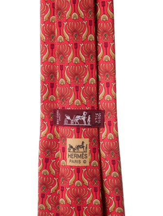 Hermès pattern silk tie