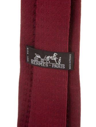 Hermès H Pattern Print Silk Tie