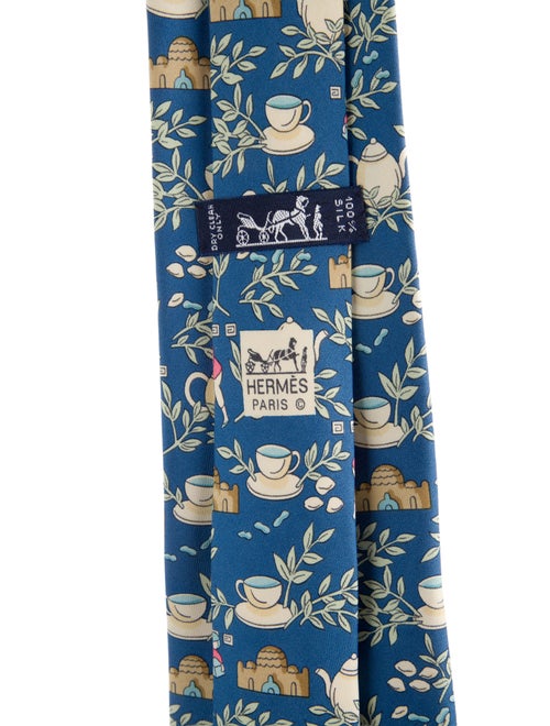Hermès Pattern Print Silk Tie
