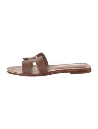 Hermès Oran H Logo Slides