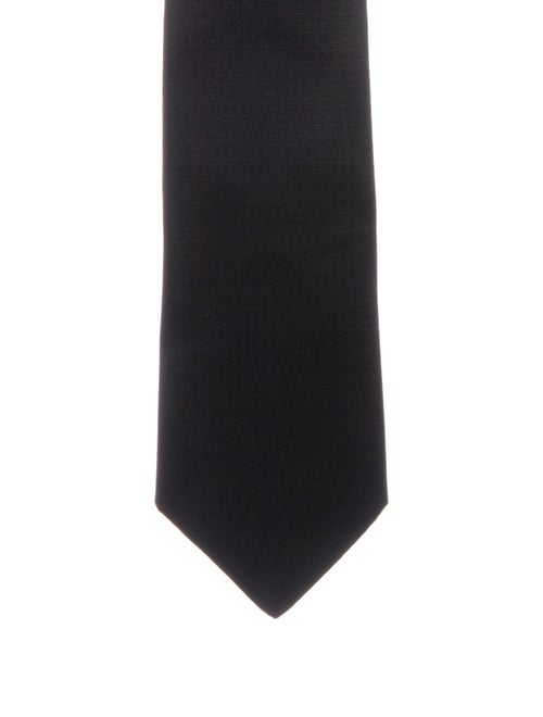 Hermès Black silk solid tie.