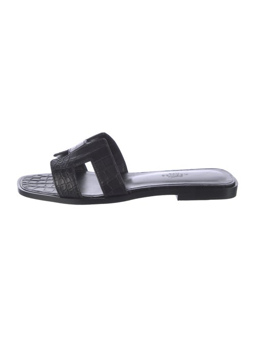 Hermès Oran H Logo Slides