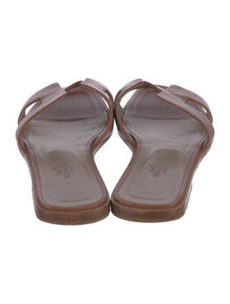 Hermès Oran H Logo Slides