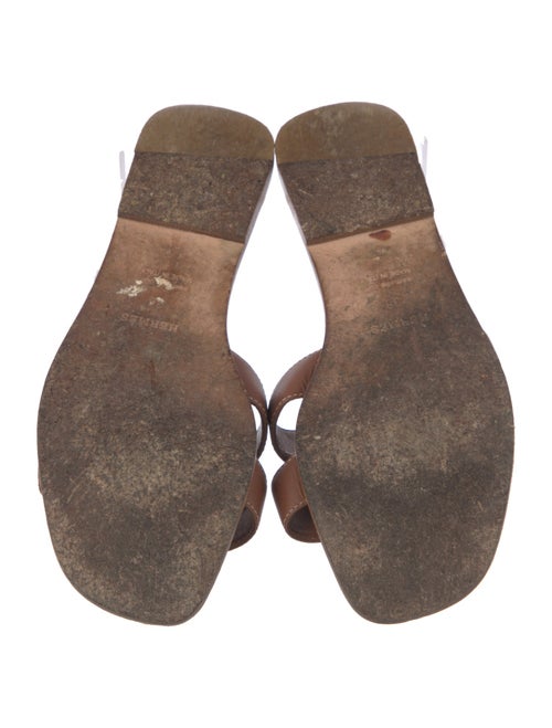 Hermès Oran H Logo Slides