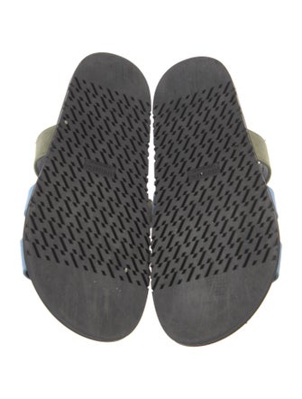 Hermès Chypre H Logo Slides