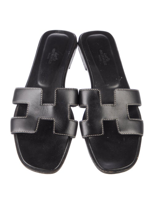 Hermès Oran H Logo Slides