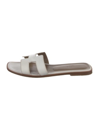 Hermès Oran H Logo Slides