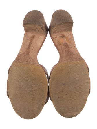 Hermès Oasis H Logo Slides