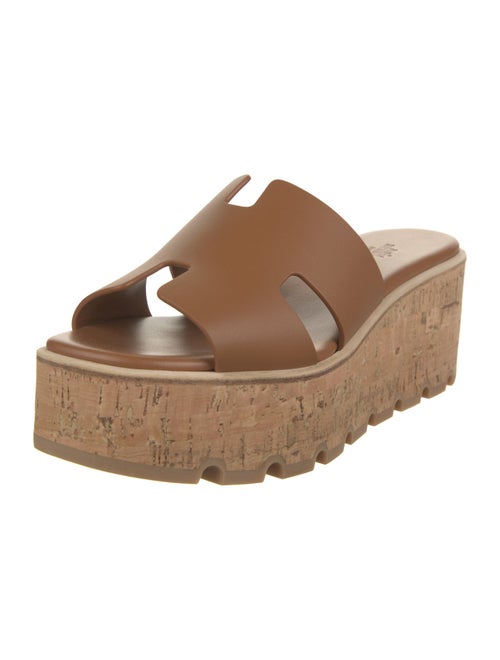 Hermès Eze 30 H Logo Slides