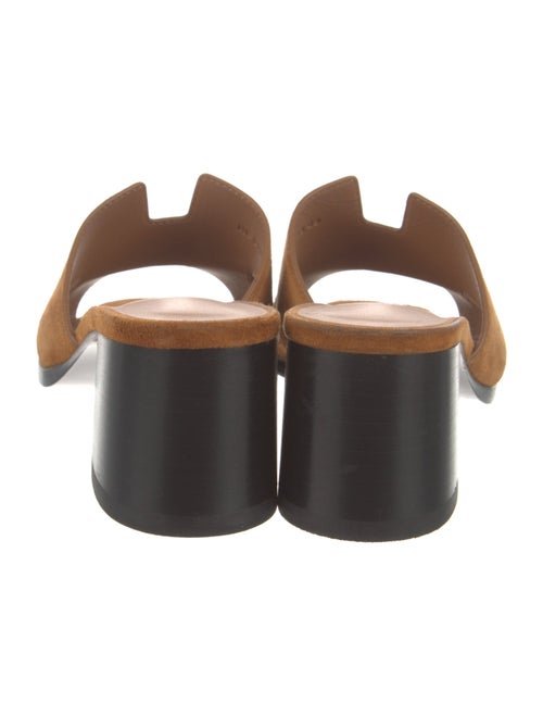 Hermès 2023 Helia 60 Slides