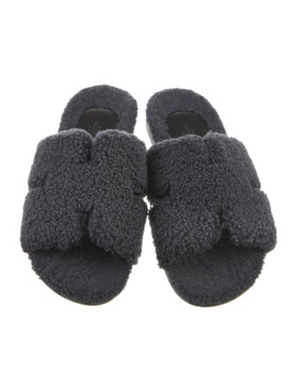 Hermès Izmir Shearling Slides