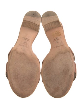 Hermès Oasis H Logo Slides