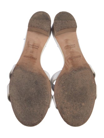 Hermès Oasis H Logo Slides