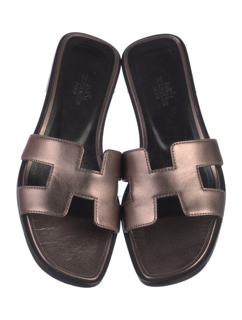 Hermès Oran H Logo Slides