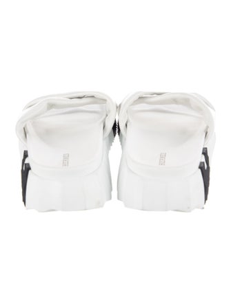 Hermès Infra H Logo Slides