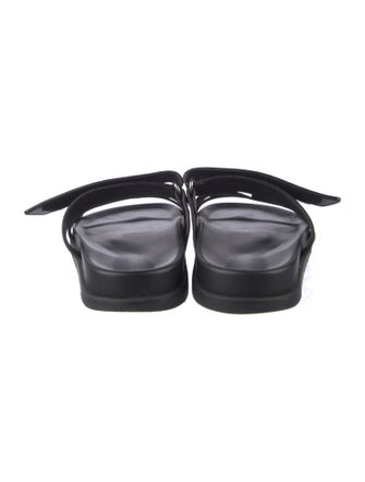 Hermès Chypre H Logo Slides