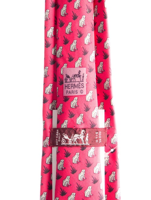 Hermès Silk Frog Pattern Tie