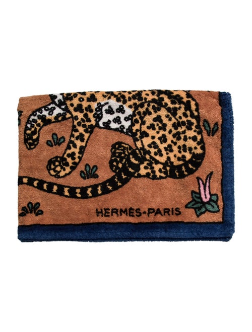 Hermès Les Leopards Bath Towel